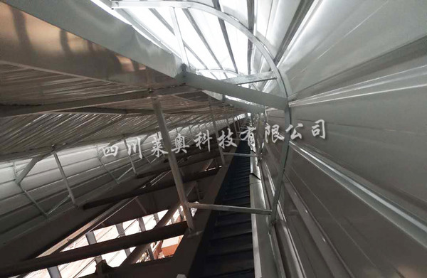 屋脊通风器,四川雅安年产三十万立方米超强刨花板项目开敞式屋脊通风器工程