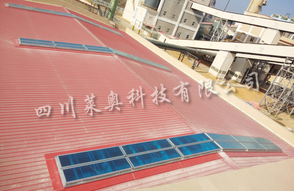 广西南宁连体式一字型电动采光排烟天窗施工工程_四川莱奥