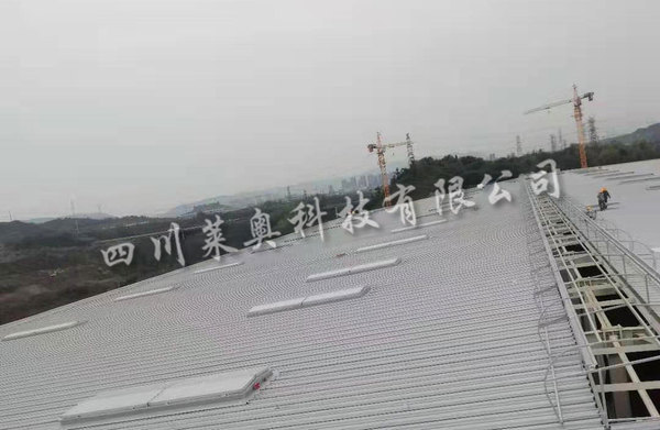 消防排烟天窗适用哪些行业建筑_四川莱奥