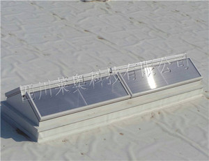 LA-1T100三角型电动采光排烟天窗